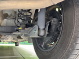 お車を安心してお乗りいただく為には、足回りの定期点検が欠かせません。サービスサポート(有償保証)では無料点検もご提供しており、安心のカーライフをお過ごしいただけるサポート体制が整っています。