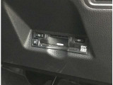 電動パーキングブレーキを装備