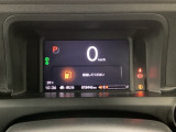 【前方視界】開放的な前方視界!運転がしやすく疲れにくいです♪窓が大きく、見通しがとっても良いおクルマですよ♪