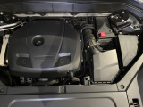ご納車前に、店舗に併設された整備工場にて点検整備を行います。ボルボ車を熟知したテクニシャンが、ディーラーならではの安心感をご提供致します。