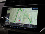 交通事故処理の迅速化等、運転中の「万が一」を記録してくれ、もしもの時も心強いドライブレコーダーを装備しています。