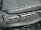 ◆ドライブレコーダー◆映像・音声などを記録する自動車用の装置です。 もしもの事故の際の記録はもちろん、旅行の際の思い出としてドライブの映像を楽しむことができます。