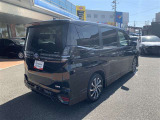 3列目もあるので7人まで乗車可能です。ご家族や友人を乗せてドライブやご旅行も楽しいですよね♪今からどこへ出かけるかワクワクする1台です。