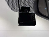 万が一のトラブルのときにも役に立つドライブレコーダーを装備しています。側面衝突や幅寄せ・割り込み対策に!