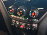 アクティブクルーズコントロール付き!前車との車間調整を自動で行ってくれるので、ロングドライブも楽楽です。
