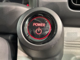 LEDヘッドライトは、点灯の瞬間から最大光量を発揮し、突然暗くなるトンネルなどでの安定感を高めます。