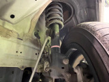 お車を安心してお乗りいただく為には、足回りの定期点検が欠かせません。サービスサポート(有償保証)では無料点検もご提供しており、安心のカーライフをお過ごしいただけるサポート体制が整っています。