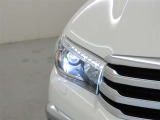 消費電力が少なく長寿命のLEDヘッドランプを装備しております。