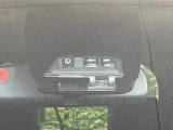 【トヨタセーフティセンス】走行中に前方の車両等を認識し、衝突しそうな時は警報とブレーキで衝突回避と被害軽減をアシスト。より安全にドライブをお楽しみいただけます。