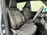 ステアリングスイッチ装備!運転しながら手元でオーディオの操作などができます。
