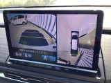 バックカメラも装備しております。車庫入れの苦手なお客様も安心!重宝してくれます!