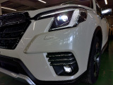 【LEDヘッドライト】LEDヘッドライトは消費電力が少ないので寿命が長いですよ!明るさも十分で、夜間走行の負担を和らげてくれます、オート点灯システムも付いております