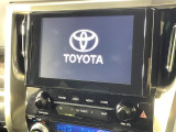 【9インチ ディスプレイオーディオ】大画面ディスプレイへお持ちのスマートフォンと連携して、ナビやbluetoothでの音楽再生が可能です♪デザインはもちろん操作性も良好!別途ナビ機能の取付可能です♪