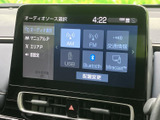 AM・FMやUSB、Bluetoothなど、選べるオーディオソースが画面に表示されます。使いたい項目を見比べながら選択でき、通勤やお出かけの時間にも活用できます。