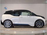 【BMWの伝統-3】BMWのお車は、&ldquo;駆け抜ける歓び&rdquo;を体現しております。走行の安定性とコーナリングの良さを追求し、思い通りにハンドルの操作可能です。