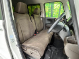 運転席シート廻りは使用感も少なく、良好な状態となっています。丁寧に使われていたことがよくわかりますね。