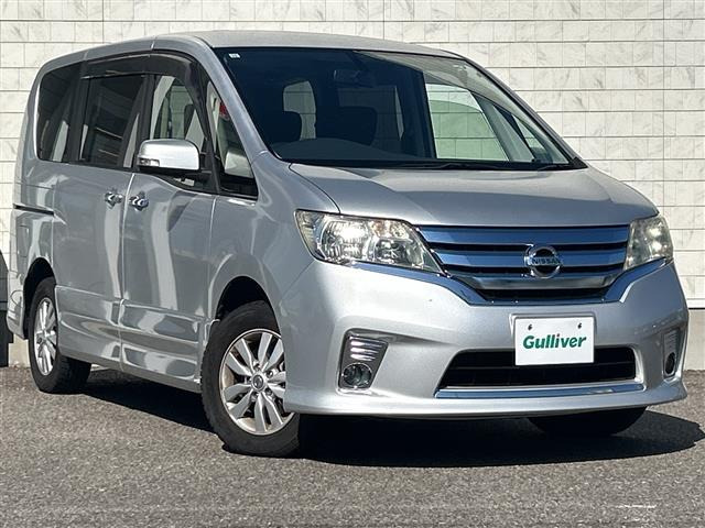 セレナ 2.0 ハイウェイスター Vセレクション 4WD 4WD 修復歴無し