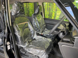 運転席シート廻りは使用感も少なく、良好な状態となっています。丁寧に使われていたことがよくわかりますね。