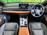 アウトランダー PHEV 2.4 P 4WD 