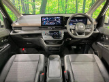 セレナ 1.4 e-4ORCE ハイウェイスターV 4WD 