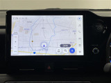 【10.5インチディスプレイオーディオplus】BluetoothオーディオやTV放送、AppleCarPlayやAndroidAutoなど多彩な機能を備えます。ナビゲーション機能も搭載。