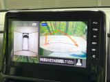 【マルチアラウンドモニター】専用のカメラにより、上から見下ろしたような視点で360度クルマの周囲を確認することができます☆死角部分も確認しやすく、狭い場所での切り返しや駐車もスムーズに行えます。