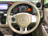 【ステアリングスイッチ】運転中、前方から目線をそらすことなく、オーディオ等の操作が可能な便利機能!安心&快適なドライブを演出してくれます♪