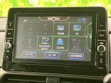 ラジオやテレビ、Bluetooth Audio、CD・DVDなど、音源の選択肢が画面に一覧表示されています。項目が整理されており、使いたいメディアを見つけやすい構成です。