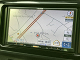 道路や周辺施設が地図上に表示され、縮尺や目的地周辺の確認もしやすい画面です。現在地を把握しながら行き先を検討でき、慣れない場所へのお出かけにも役立ちます。