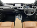 UX 250h バージョンC サンルーフ 修復歴無し