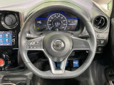 【ステアリングスイッチ】運転中、前方から目線をそらすことなく、オーディオ等の操作が可能な便利機能!安心&快適なドライブを演出してくれます♪
