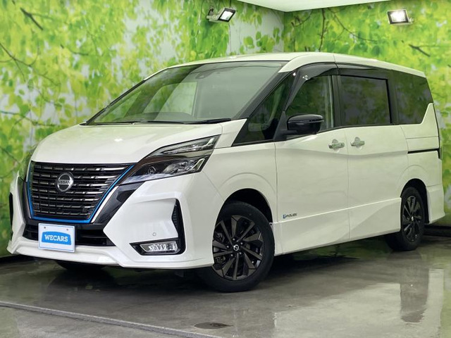 セレナ 1.2 e-POWER ハイウェイスターV アーバンクロム