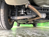 お車を安心してお乗りいただく為には、足回りの定期点検が欠かせません。サービスサポート(有償保証)では無料点検もご提供しており、安心のカーライフをお過ごしいただけるサポート体制が整っています。