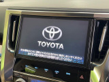 【純正10インチナビ】人気の純正ナビを装備。オーディオ機能も充実しており、Bluetooth接続すればお持ちのスマホやMP3プレイヤーの音楽を再生可能!毎日の運転がさらに楽しくなります!!