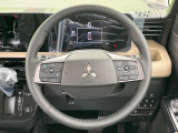 【純正革巻きステアリング】上質な革を使用することで、手にしっかり馴染みとても運転しやすいハンドルです♪