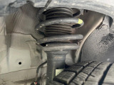 お車を安心してお乗りいただく為には、足回りの定期点検が欠かせません。サービスサポート(有償保証)では無料点検もご提供しており、安心のカーライフをお過ごしいただけるサポート体制が整っています。