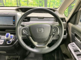 【純正革巻きステアリング】上質な革を使用することで、手にしっかり馴染みとても運転しやすいハンドルです♪