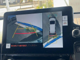 【パノラミックビューモニター】専用のカメラにより、上から見下ろしたような視点で360度クルマの周囲を確認することができます☆死角部分も確認しやすく、狭い場所での切り返しや駐車もスムーズに行えます。