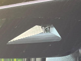 【ホンダセンシング】走行中に前方の車両等を認識し、衝突しそうな時は警報とブレーキで衝突回避と被害軽減をアシスト。より安全にドライブをお楽しみいただけます。