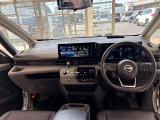 セレナ 1.4 e-POWER ルキシオン 本革シート 修復歴無し
