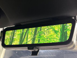 【デジタルインナーミラー】後席の大きな荷物や同乗者で後方が確認しづらい時でも安心!カメラが撮影した車両後方の映像をルームミラー内に表示。クリアな視界で状況の確認が可能です!