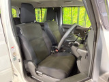 運転席シート廻りは使用感も少なく、良好な状態となっています。丁寧に使われていたことがよくわかりますね。
