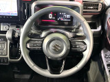 【純正革巻きステアリング】上質な革を使用することで、手にしっかり馴染みとても運転しやすいハンドルです♪