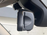●ETC車載器内蔵ルームミラー:お引き渡し時には再セットアップを実施後、お渡しいたします。マイレージ登録に関してもお気軽に担当営業までお尋ねください。
