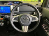 【純正革巻きステアリング】上質な革を使用することで、手にしっかり馴染みとても運転しやすいハンドルです♪