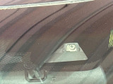 【ホンダセンシング】走行中に前方の車両等を認識し、衝突しそうな時は警報とブレーキで衝突回避と被害軽減をアシスト。より安全にドライブをお楽しみいただけます。