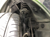 お車を安心してお乗りいただく為には、足回りの定期点検が欠かせません。サービスサポート(有償保証)では無料点検もご提供しており、安心のカーライフをお過ごしいただけるサポート体制が整っています。