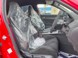 ドライバーによって運転しやすいポジションは異なり、あの車はどうなのか不安なこともありますよね。気になるお車は店頭で乗り込んでご確認いただけます♪