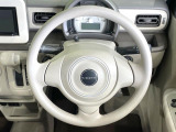 【ステアリングスイッチ】運転中、前方から目線をそらすことなく、オーディオ等の操作が可能な便利機能!安心&快適なドライブを演出してくれます♪