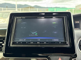 FM・AMやテレビ、Bluetooth Audioなど、選べる音源が画面に表示されています。日々の通勤から休日のお出かけまで、気分やシーンに合わせて音楽やラジオを楽しめる装備です。